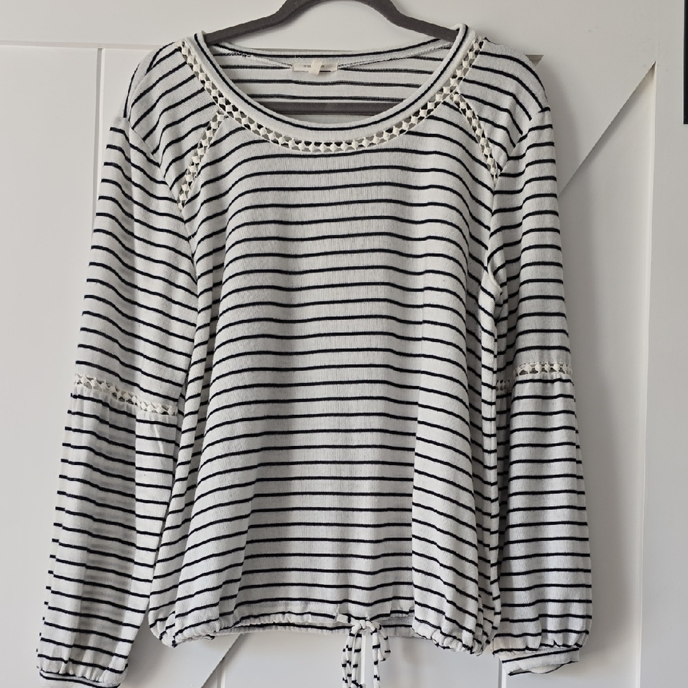 Maurices Black and White Striped Sweatshirt